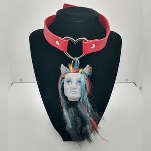 Neighthan Rot Collar Choker Necklace Monster High Red Leather Rainbow Unicorn